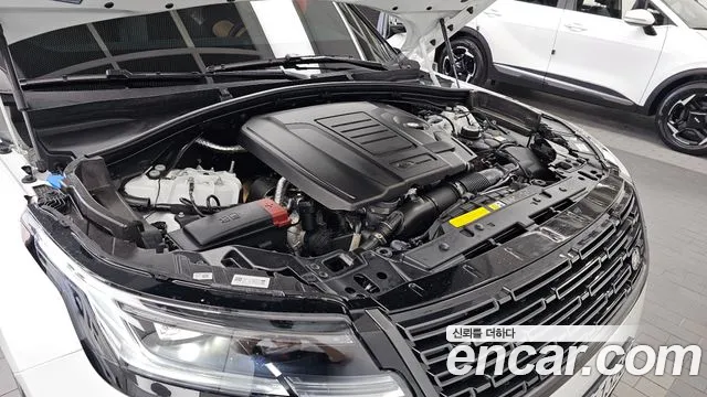 Land Rover Range Rover Velar 2025 thumb 6