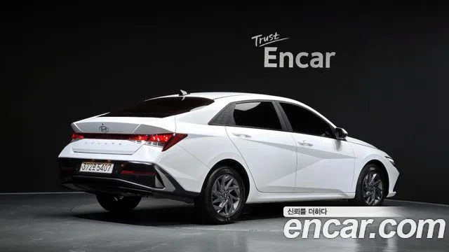 Hyundai Avante 2023 thumb 2