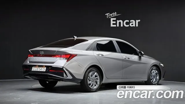 Hyundai Avante 2023 thumb 2