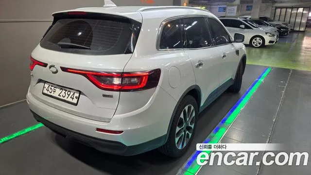 Renault-KoreaSamsung Koleos 2017 thumb 5