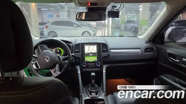 Renault-KoreaSamsung Koleos 2017 thumb 10