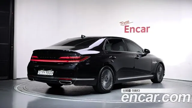 Genesis G90 2019 thumb 2