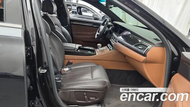 Genesis G90 2019 thumb 11