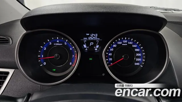 Hyundai Avante 2012 thumb 8