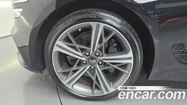 Genesis G70 2024 thumb 5