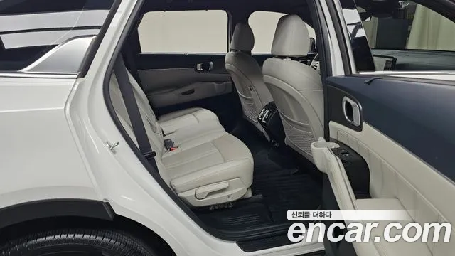 Kia Sorento 2023 thumb 10