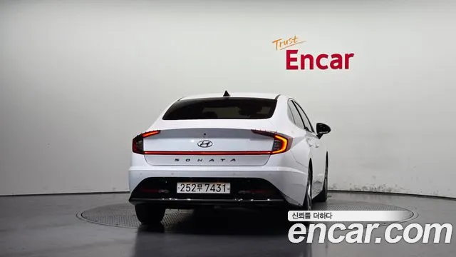 Hyundai Sonata 2022 thumb 4