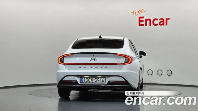 Hyundai Sonata 2023 thumb 3