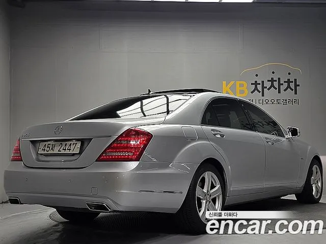 Mercedes-Benz S-Класс 2011 thumb 4