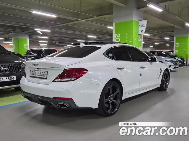 Genesis G70 2019 thumb 2