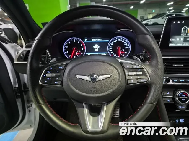 Genesis G70 2019 thumb 8