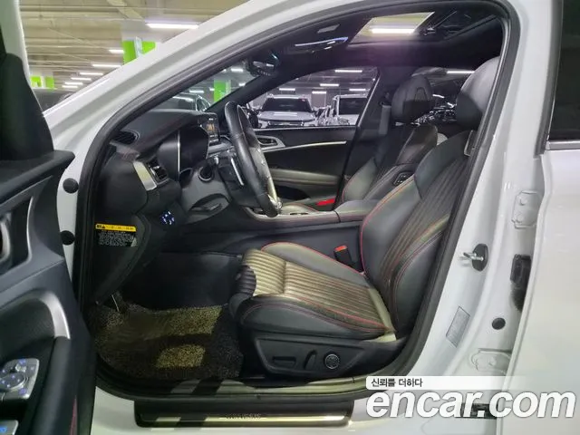 Genesis G70 2019 thumb 10