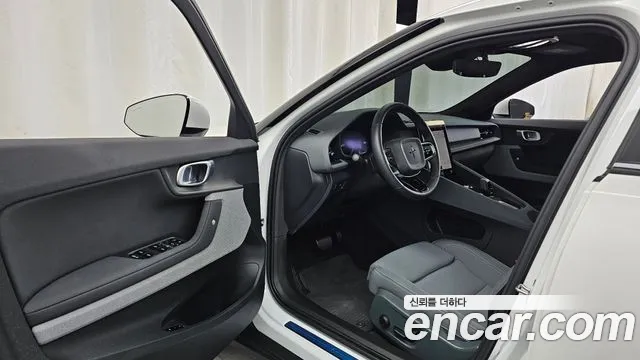 Polestar 2 2022 thumb 10