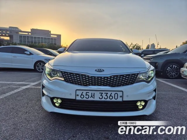Kia K5 2017 thumb 11