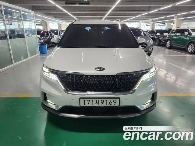 Kia Carnival 2020 thumb 3