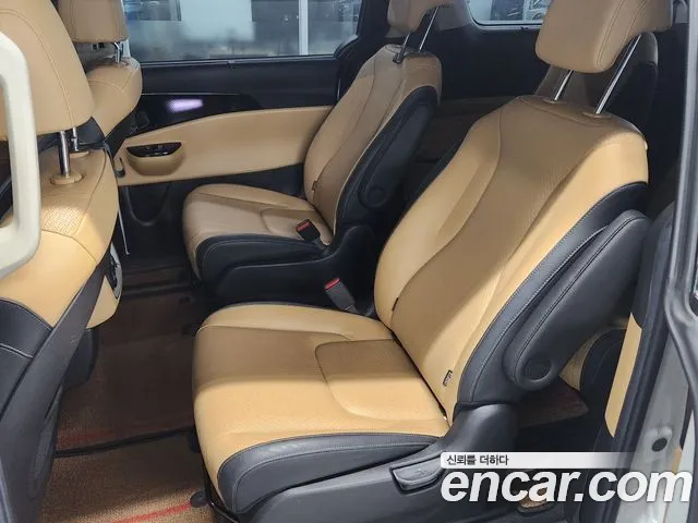 Kia Carnival 2020 thumb 9