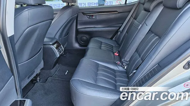 Lexus ES 2018 thumb 8