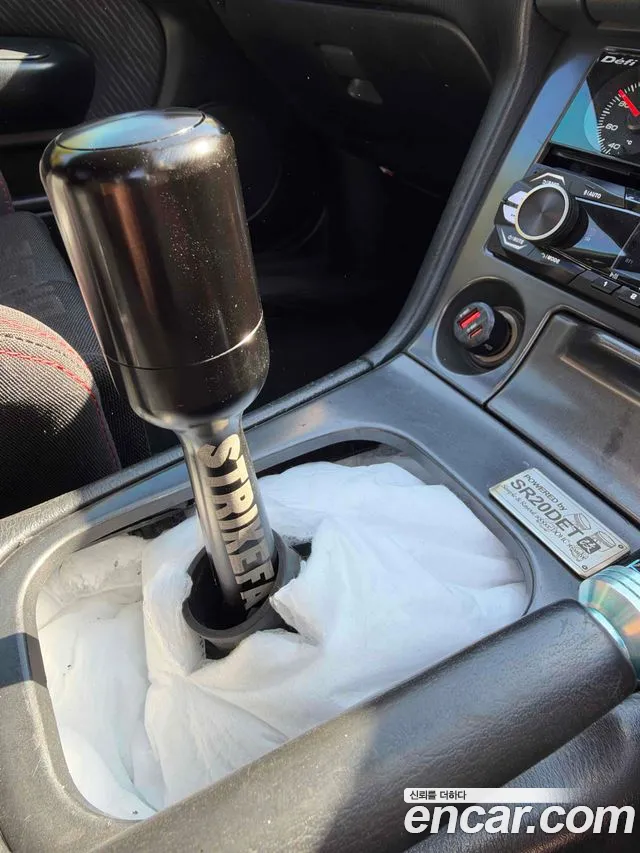 Nissan Silvia 1994 thumb 9