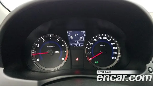 Hyundai Accent 2012 thumb 7