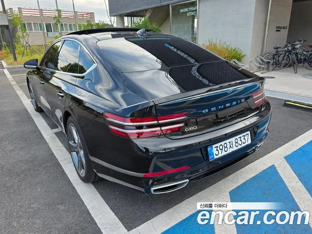 Genesis G80 2021 thumb 2