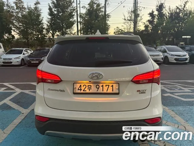 Hyundai Santa Fe 2014 thumb 3
