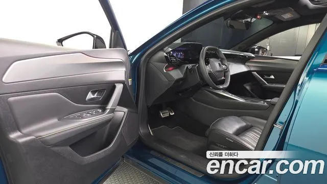 Peugeot 408 2023 thumb 10