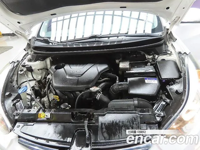 Hyundai Avante 2015 thumb 6