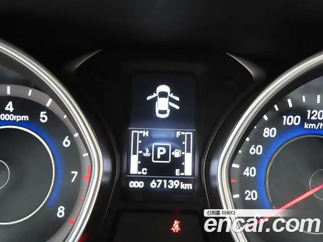 Hyundai Avante 2015 thumb 8