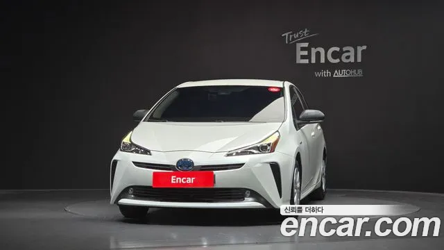 Toyota Prius 2020 thumb 3