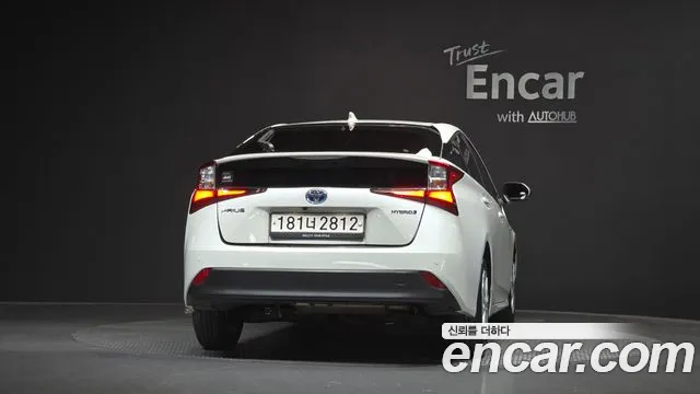 Toyota Prius 2020 thumb 4