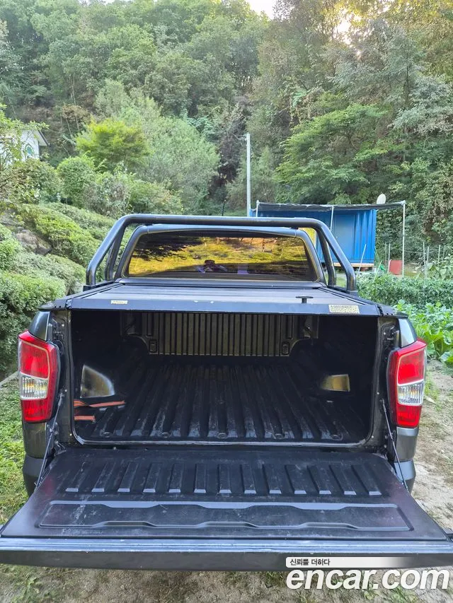 KG_Mobility_Ssangyong Rexton 2018 thumb 3