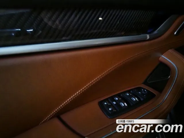 Maserati Levante 2017 thumb 5