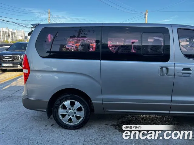 Hyundai Starex 2015 thumb 3