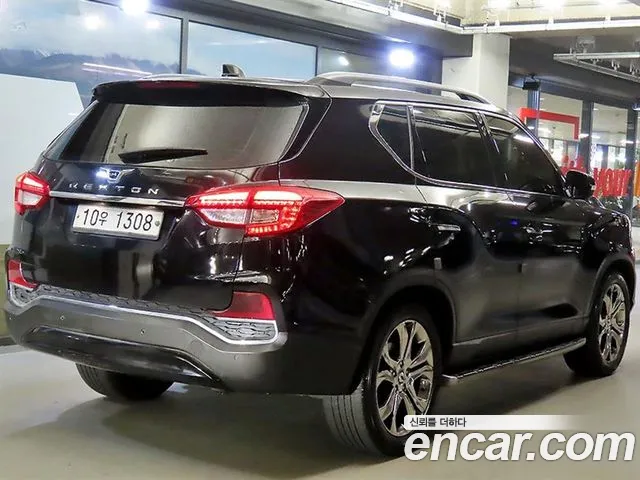 KG_Mobility_Ssangyong Rexton 2017 thumb 2