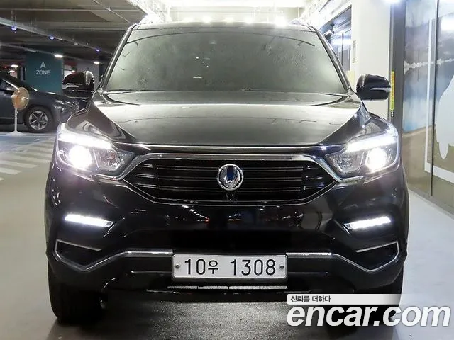 KG_Mobility_Ssangyong Rexton 2017 thumb 3