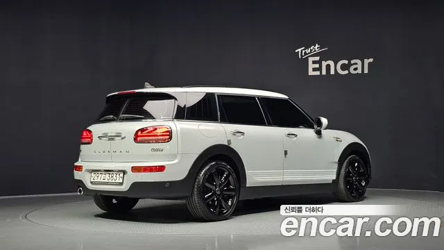 MINI Clubman 2021 thumb 2