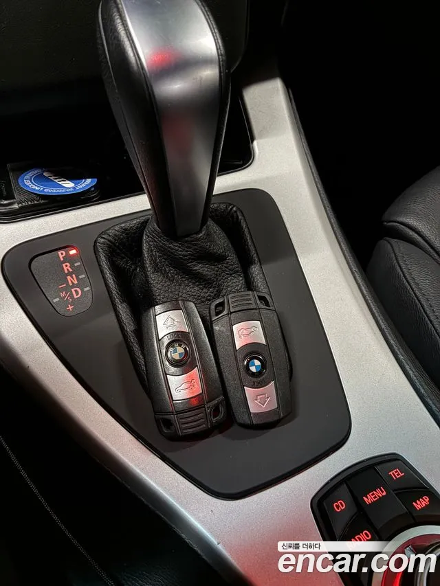 BMW 3-Series 2011 thumb 9