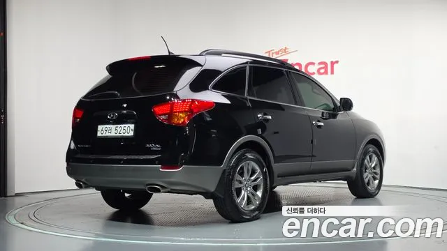 Hyundai Veracruz 2010 thumb 2