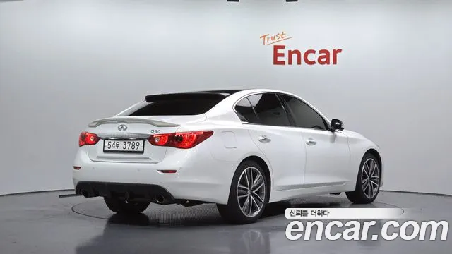 Infiniti Q50 2015 thumb 2