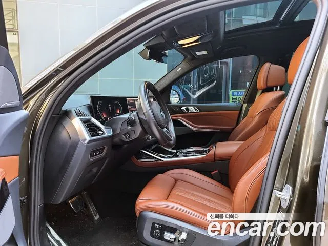 BMW X7 2023 thumb 4