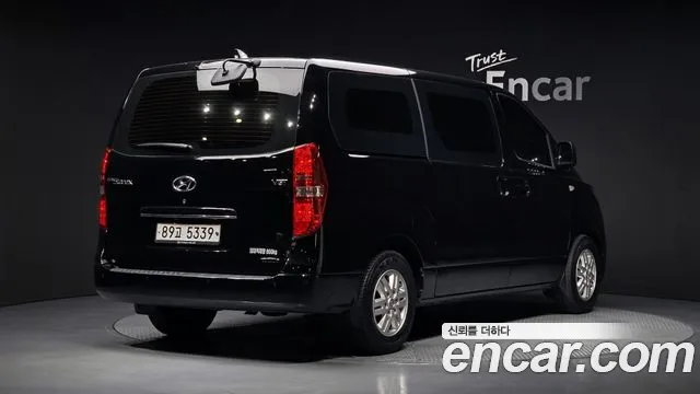 Hyundai Starex 2020 thumb 2