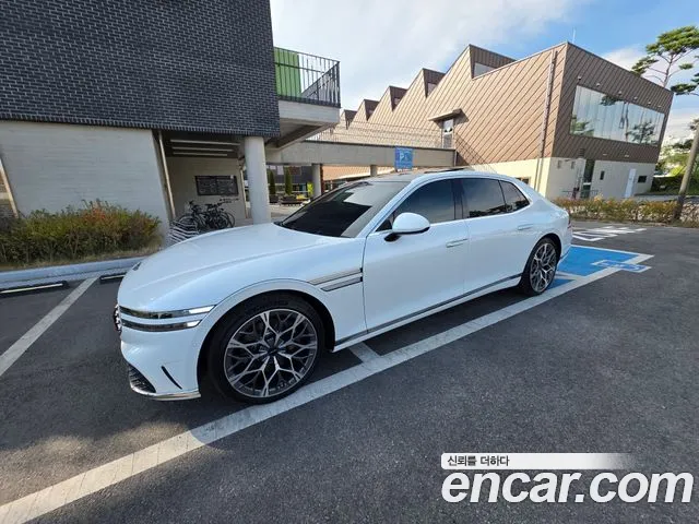 Genesis G90 2023 thumb 5