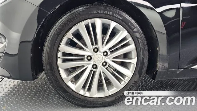 Hyundai Aslan 2014 thumb 5