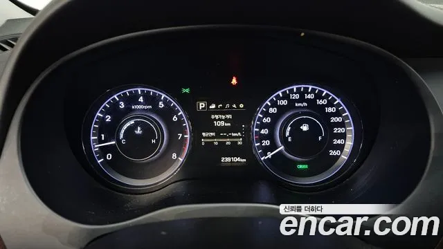 Hyundai Aslan 2014 thumb 8