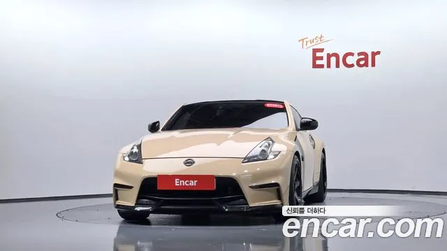 Nissan 370Z 2009 thumb 2