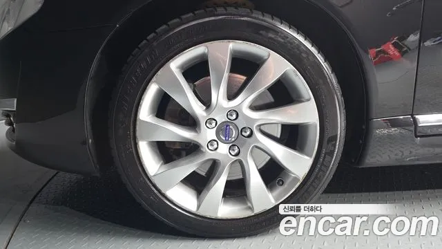 Volvo S80 2015 thumb 5