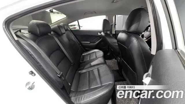 Kia K3 2015 thumb 11