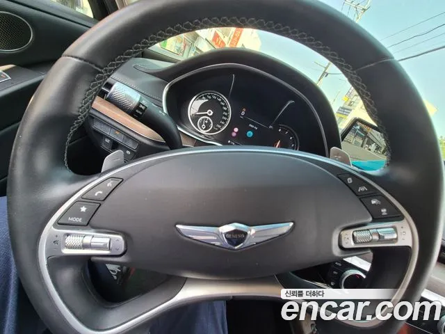 Genesis G80 2022 thumb 9