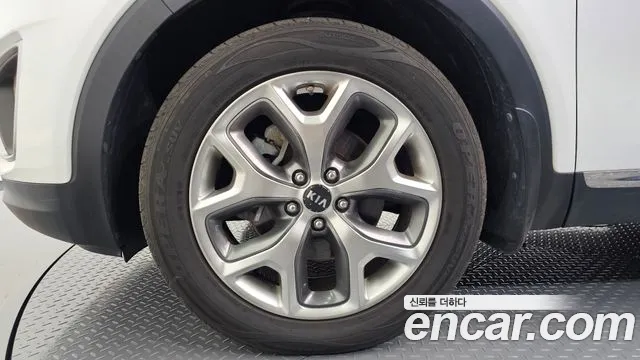 Kia Sorento 2016 thumb 4