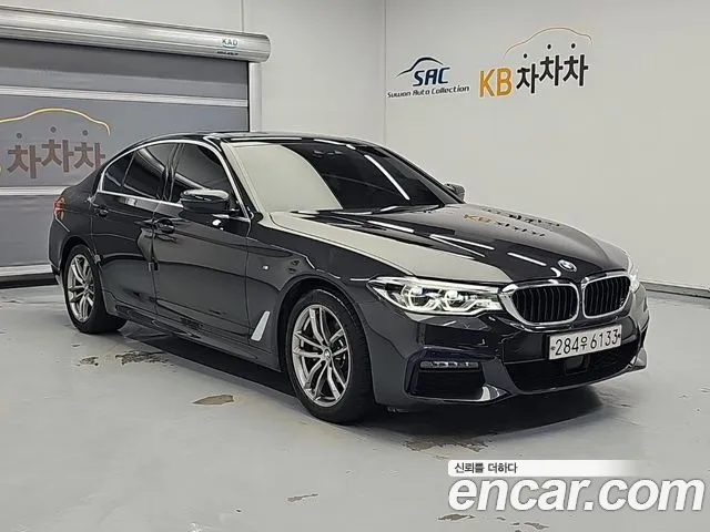 BMW 5-Series 2019 thumb 2